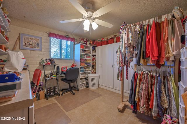 957 N Miller Drive, Tucson, AZ 85710