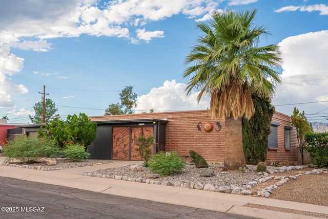 957 N Miller Drive, Tucson, AZ 85710