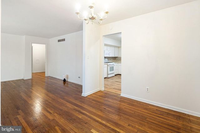 21 DAWES DR, Newark, DE 19702