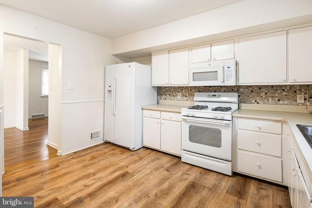 21 DAWES DR, Newark, DE 19702