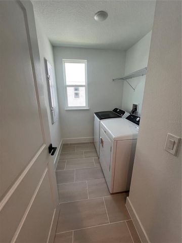 1876 CROWNCREST DRIVE, Apopka, FL 32703