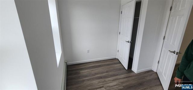 326 Broad Avenue, Palisades Park, NJ 07650