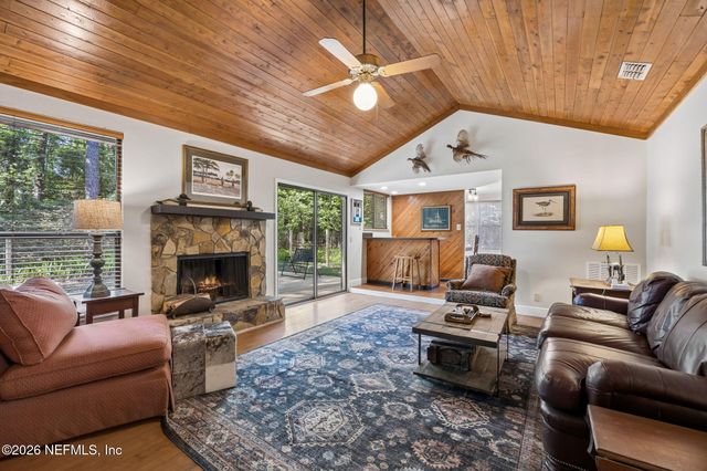 1476 RIVERGATE Drive, Jacksonville, FL 32223