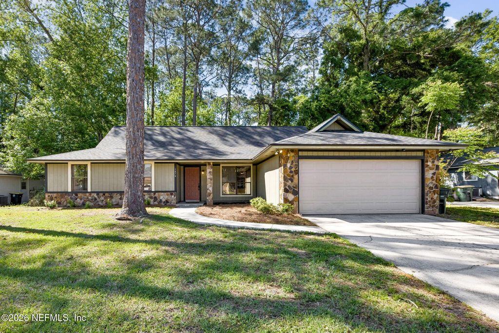 1476 RIVERGATE Drive, Jacksonville, FL 32223