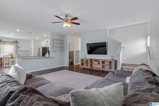 265 PARK CREST RUN, Chelsea, AL 35043