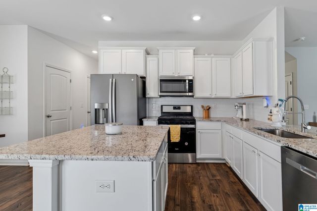 265 PARK CREST RUN, Chelsea, AL 35043