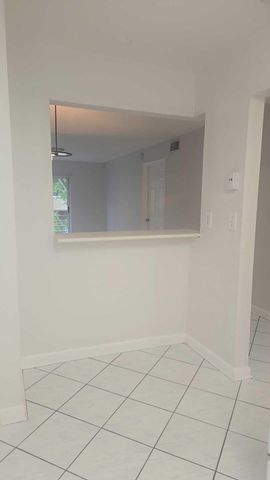 4111 Stirling Road 406, Dania Beach, FL 33314