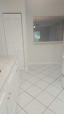 4111 Stirling Road 406, Dania Beach, FL 33314