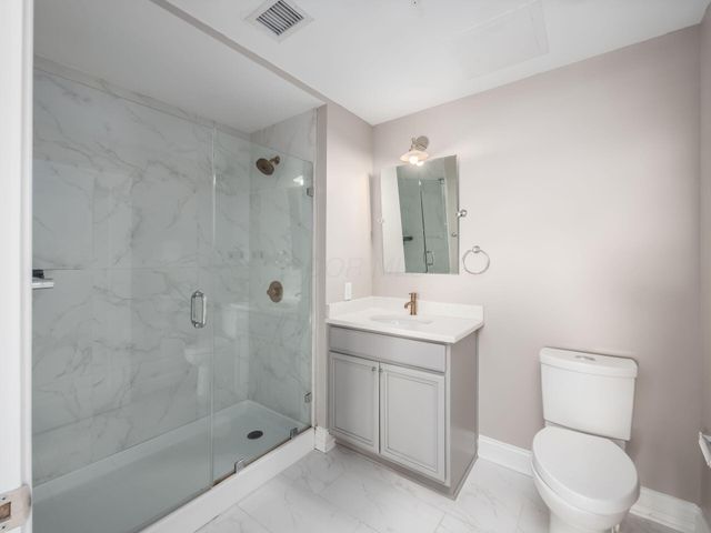 50 W Broad Street, 2002, Columbus, OH 43215