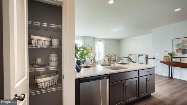 79 N CONIFER DR, Elizabethtown, PA 17022