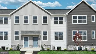 79 N CONIFER DR, Elizabethtown, PA 17022