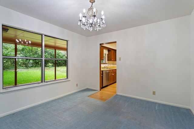 1702 Susan Dr, Kerrville, TX 78028