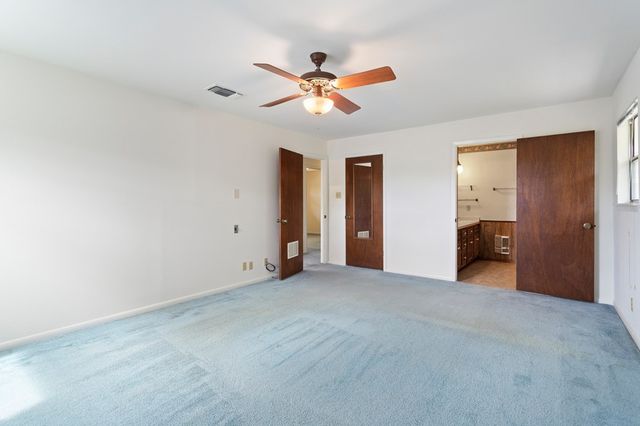 1702 Susan Dr, Kerrville, TX 78028