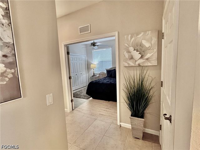 3020 Meandering WAY 201, Fort Myers, FL 33905