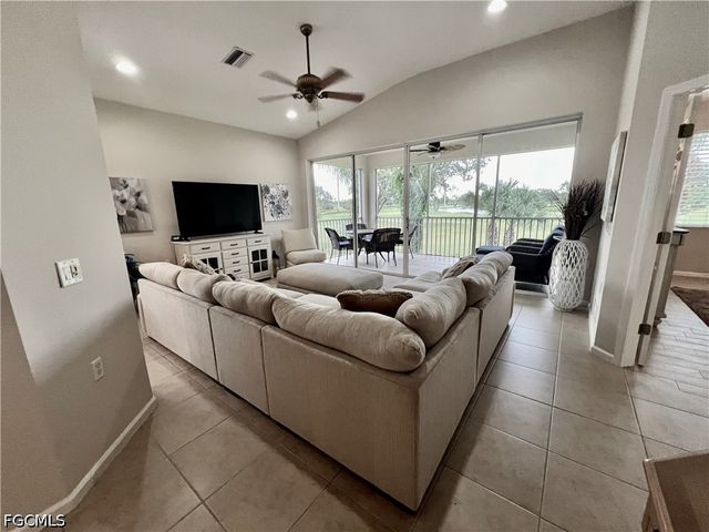 3020 Meandering WAY 201, Fort Myers, FL 33905