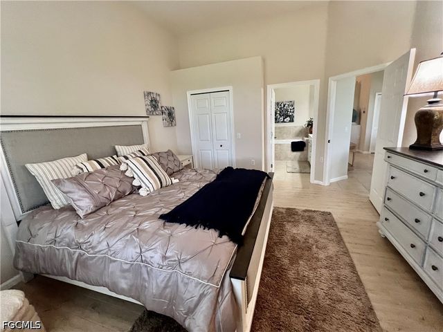 3020 Meandering WAY 201, Fort Myers, FL 33905