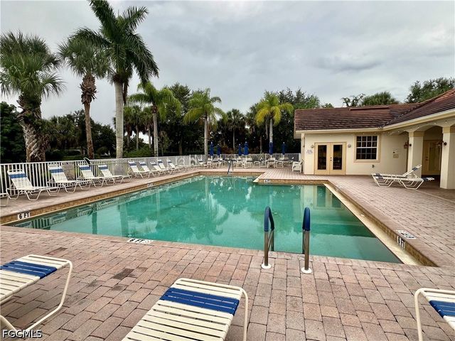 3020 Meandering WAY 201, Fort Myers, FL 33905