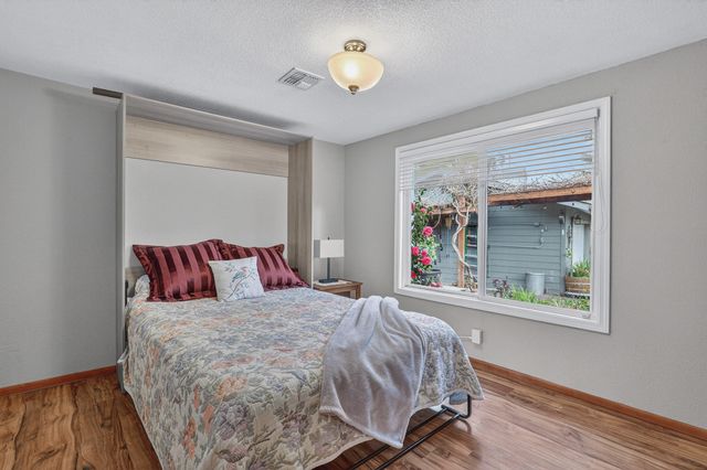 1360 Jaynes Drive, Grants Pass, OR 97527