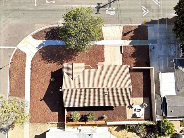 7480 Baltic, San Diego, CA 92111