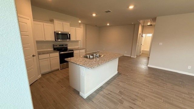 1928 PREAKNESS Drive, Granbury, TX 76049
