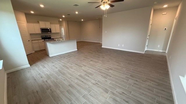 1928 PREAKNESS Drive, Granbury, TX 76049