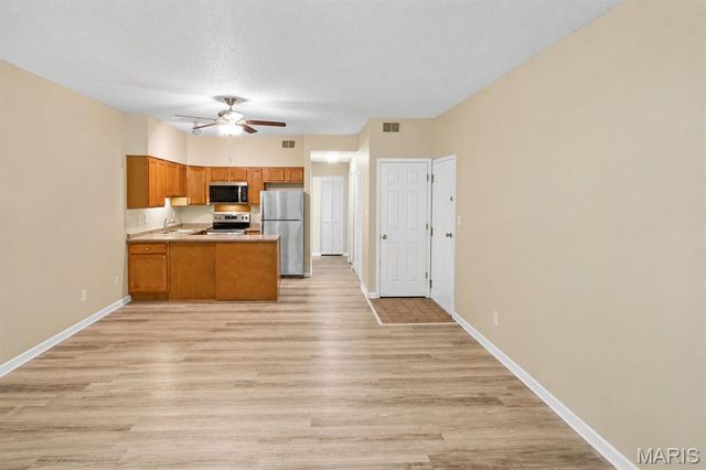 13831 Amiot Court A, Maryland Heights, MO 63146