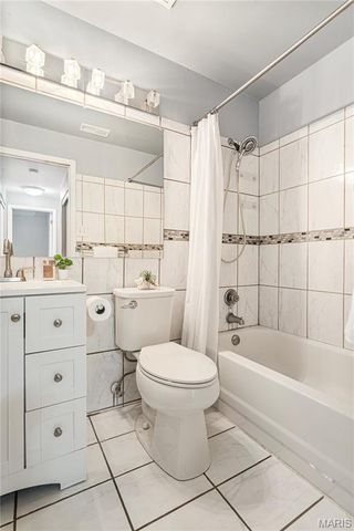 7519 Triwoods Drive K, Shrewsbury, MO 63119