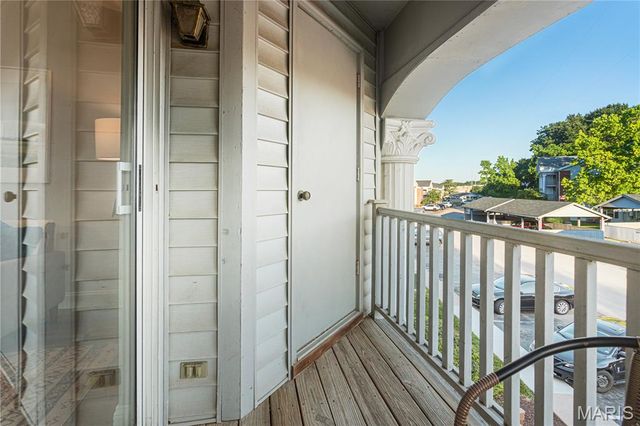 7519 Triwoods Drive K, Shrewsbury, MO 63119