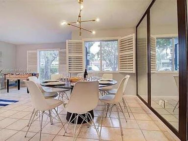 917 ORANGE Isle, Fort Lauderdale, FL 33315