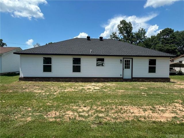 313 Tucker, Dardanelle, AR 72834