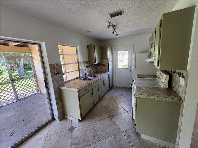 1225 ARMSDALE AVENUE, Port Charlotte, FL 33948