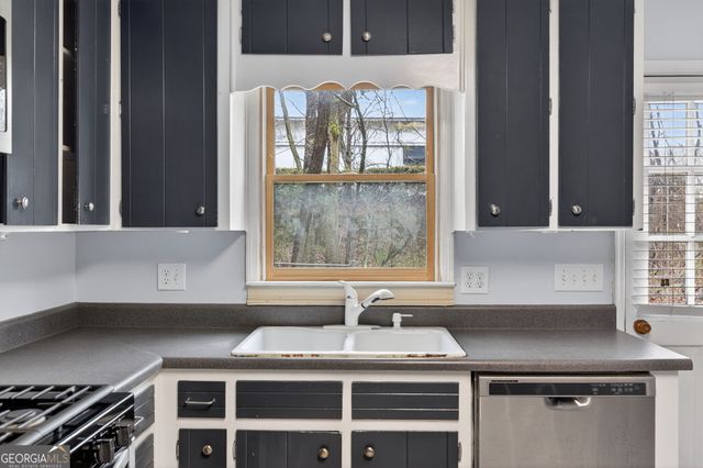 1630 Kennesaw Due West Road NW, Kennesaw, GA 30152