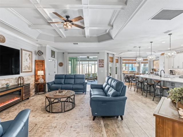 5689 HENRY LOOP, The Villages, FL 32163