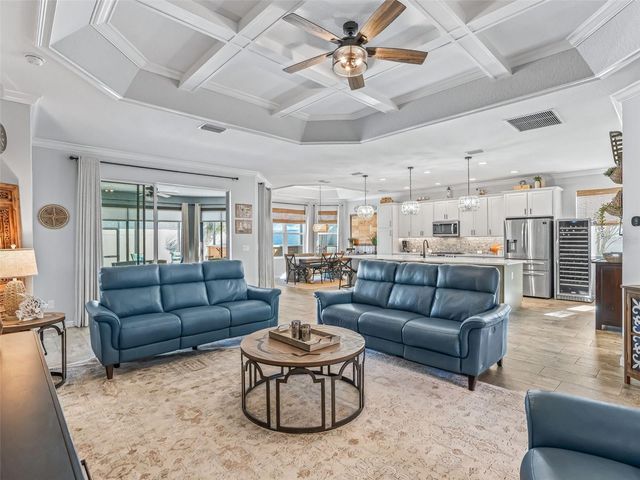 5689 HENRY LOOP, The Villages, FL 32163