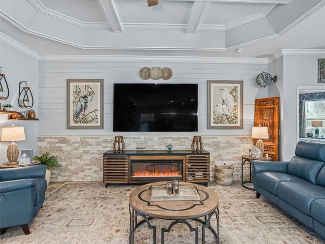 5689 HENRY LOOP, The Villages, FL 32163