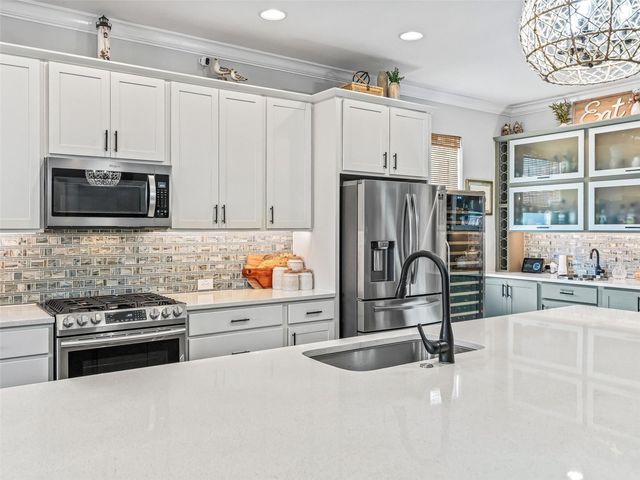 5689 HENRY LOOP, The Villages, FL 32163