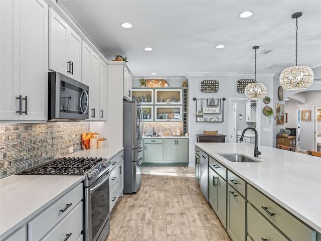 5689 HENRY LOOP, The Villages, FL 32163