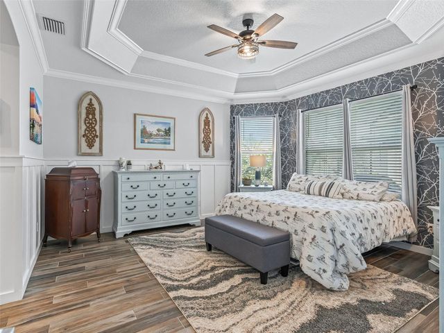 5689 HENRY LOOP, The Villages, FL 32163