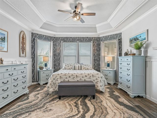 5689 HENRY LOOP, The Villages, FL 32163