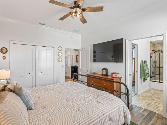 5689 HENRY LOOP, The Villages, FL 32163