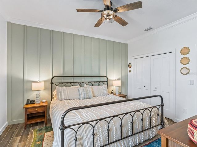 5689 HENRY LOOP, The Villages, FL 32163