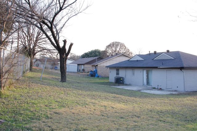 3982 Granite Hill Drive, Dallas, TX 75241