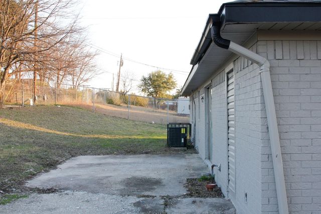 3982 Granite Hill Drive, Dallas, TX 75241