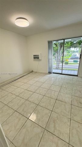 163 Coventry G 163, West Palm Beach, FL 33417