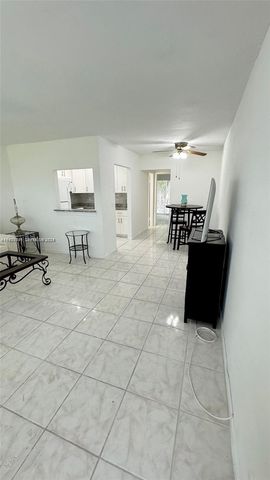 163 Coventry G 163, West Palm Beach, FL 33417