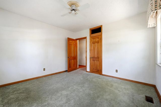 242 Esthel C Boulevard, Ona, WV 25545