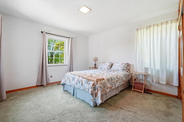 242 Esthel C Boulevard, Ona, WV 25545
