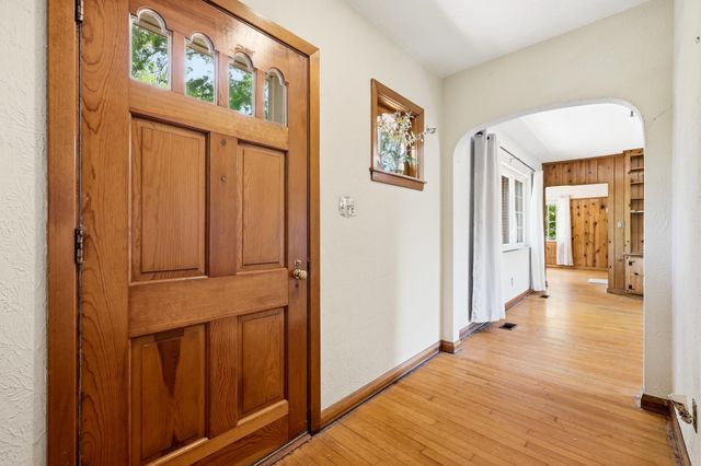242 Esthel C Boulevard, Ona, WV 25545