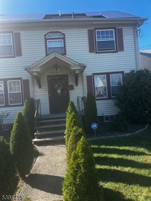 826 Cross Ave, Elizabeth City, NJ 07208