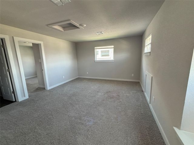 207 Whisper Rill DR, Hutto, TX 78634